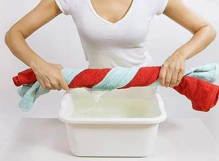 Làm sao để quần áo nhanh khô