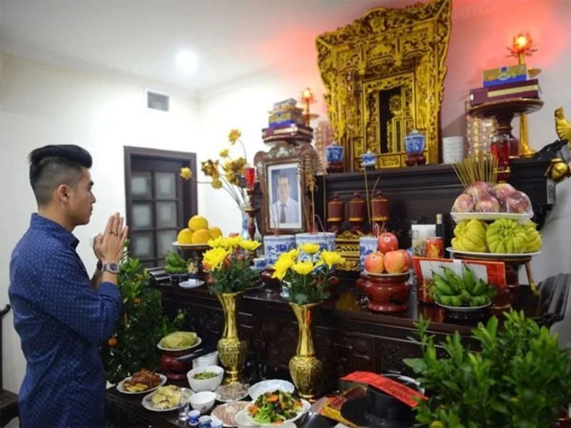 van khan gia tien mung 1 mau bai khan day du thanh tam