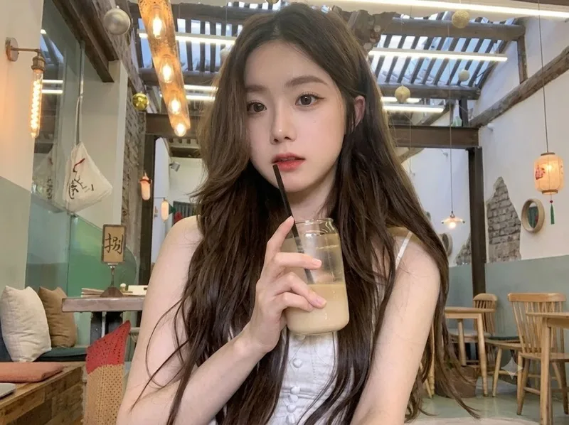 Mẹo chọn size nhỏ và giảm đường để ít calo hơn.